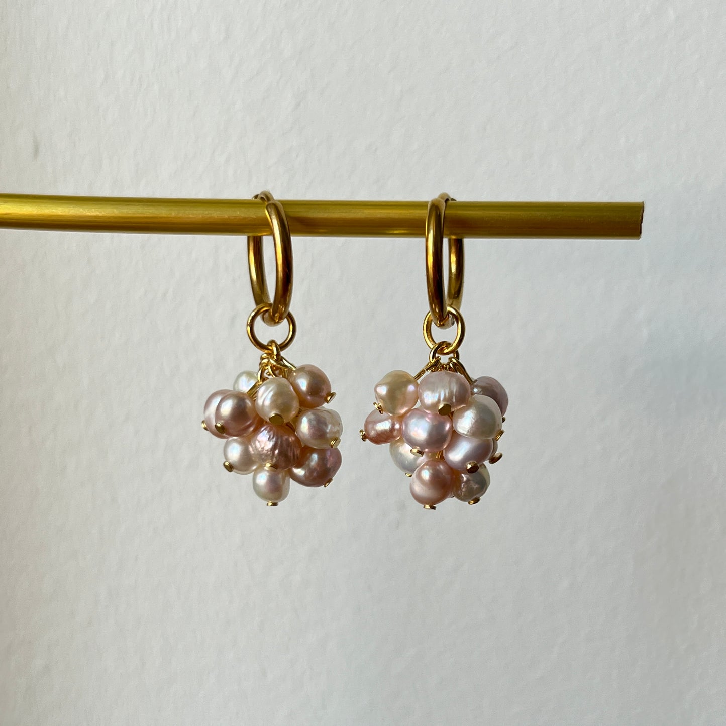 Pearl cluster -korvakorut