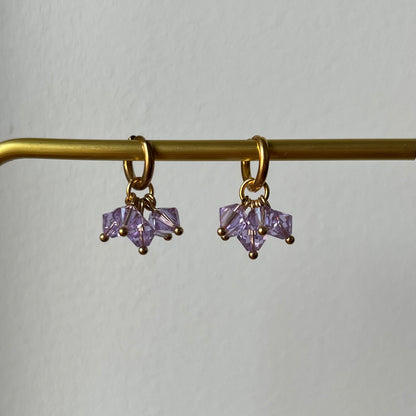 6 kristallia -korvakorut